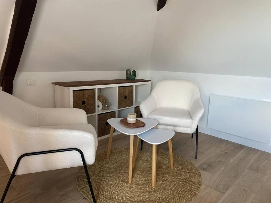 Un Petit Coin Sous Les Toits Holiday home Hautvillers